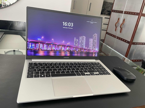 Samsung Galaxy Book 3