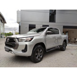 Toyota Hilux  2.8 Cd Sr 177cv 4x4