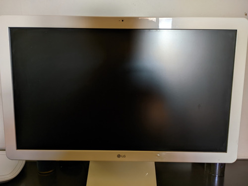 LG All In One 22v240