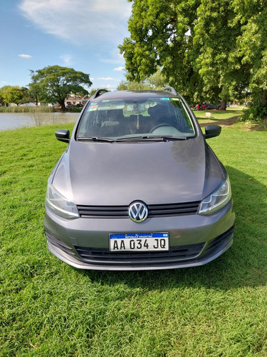 Volkswagen Suran 2016 1.6 Comfortline 101cv