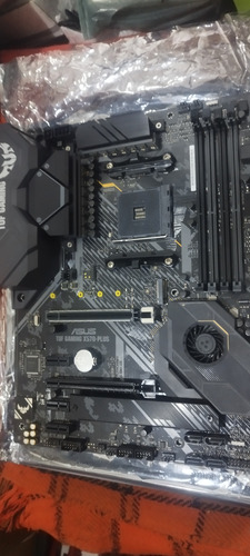 Placa Mãe Asus Tuf Gaming X570-plus/br (soquet Am4 E Ddr4)