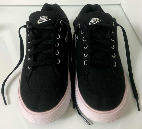 Zapatillas Nike Negras Talle 38,5. Poco Uso