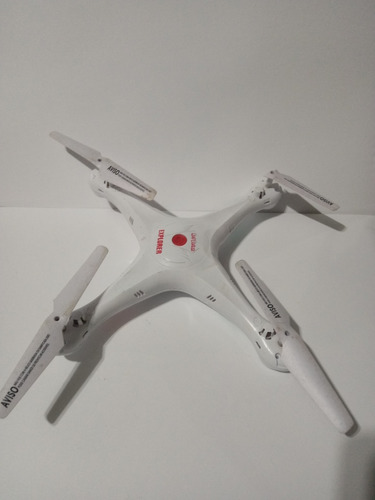 Drone Art Brink Explorer No Estado Sem Controle Sem Bateria