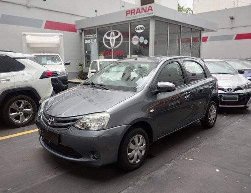 Toyota Etios Xs 1.5  2014
