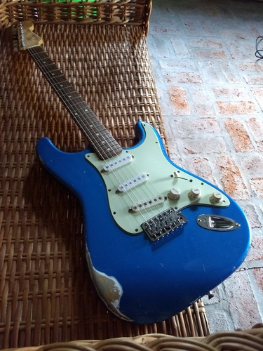 Fender Stratocaster Japón