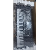 Teclado Korg Pa600