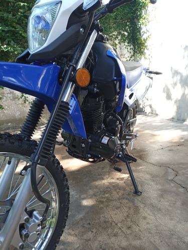 Motomel Skua Extreme