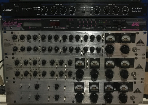 Behringer Compresor/limitador Valvular 2 Canales T1952