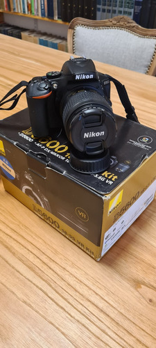 Nikon Kit D5600 18-55mm Vr Dslr Color Negro (como Nueva)