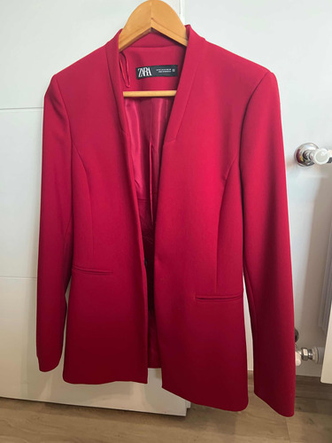 Blazer Entallado Sin Solapa Rojo De Zara