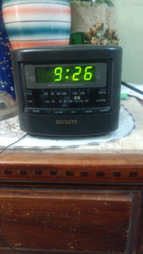 Rádio Relógio Aiwa Fr-a45lh Revisar Relógio Pegando Rádios N