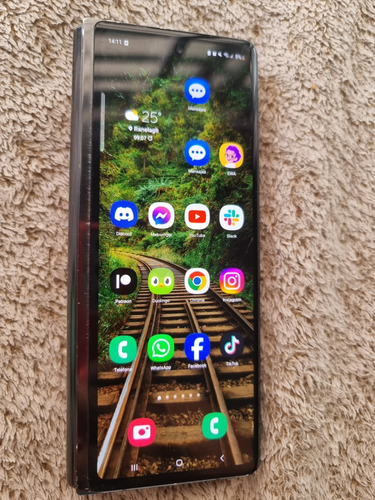 Samsung Galaxy Z Fold 2