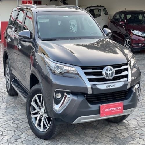 TOYOTA SW4 2019 2.8 TDI SRX 7L 4X4 AUT. 5P