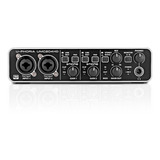 Interfaz De Audio Usb Behringer U-phoria Umc204hd