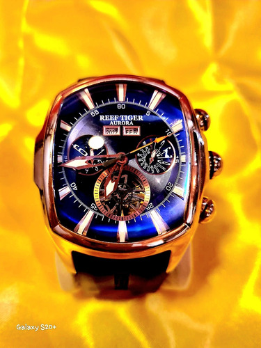 Reloj Reef Tiger Aurora Automatico