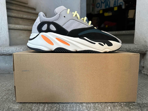 Tenis Yeezy Boost 700 Wave Runner adidas Original