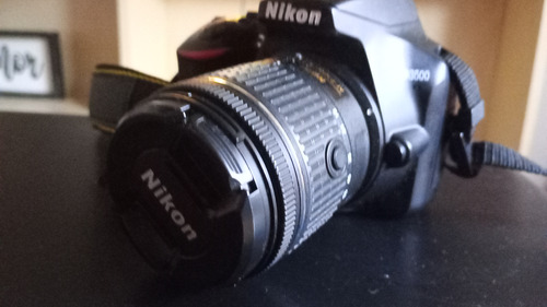 Camara Nikon D3500