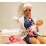 Muñeca Barbie Médica Pediatra Con Bebé 1993 Mattel Inc