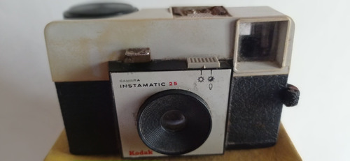 Kodak Instamatic 25 
