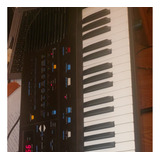 Roland E12