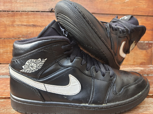 Tenis Jordan Retro 1 Black 26.5cm Originales Usados 