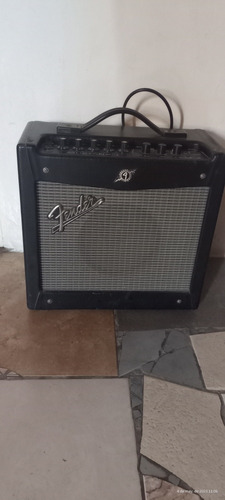 Amplificador De Guitarra Fender Mustang I 20w