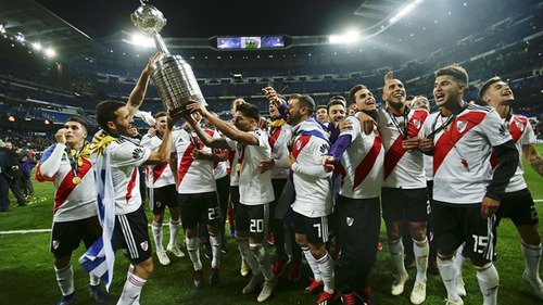 Camiseta River 2018