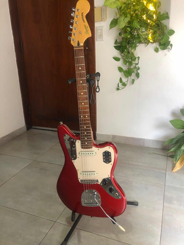 Guitarra Squier By Fender Jaguar