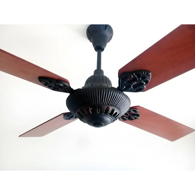 Ventilador De Techo Sitec F44/430 Ng Con 4 Palas De Madera Color Cedro Estructura Color Negro, 1.25m De Diámetro 1.25 M