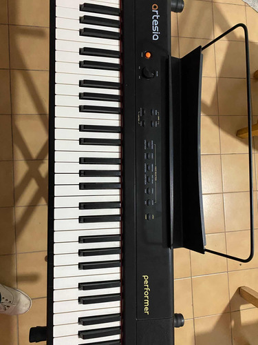 Piano Artesia 88 Teclas Performer