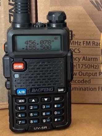 Rádio Comunicador Baofeng  Uv-5r 136-174/400-520 Mhz 