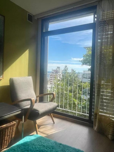 Alquiler Apartamento 2 Dormitorios, Muy Lindo, Piso Alto. A Pocas Cuadras De La Rambla. Centro - Imagen 3