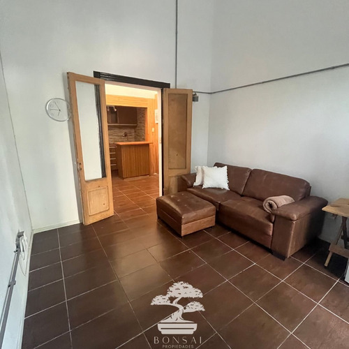 Venta Casa Reciclada 2 Dormitorios Tres Cruces Montevideo C - Imagen 2