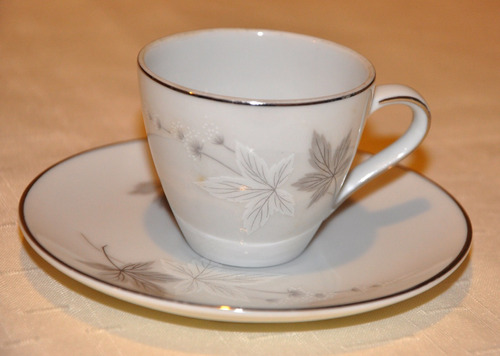 Juego 6 Pocillos De Café Y Platos Antiguos Porcelana Tsuji