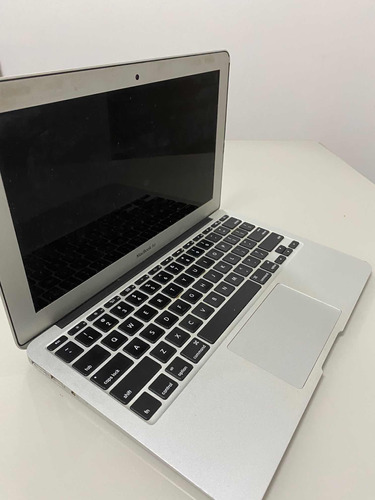 Macbook Air 2012 Impecável