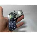 Motorola V70