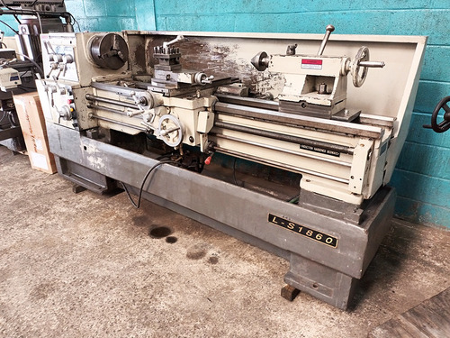 TORNO MECÁNICO HORIZONTAL KD 1500 MM DC1860-E