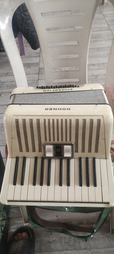 Hohner Student Ivm 32 Bajos