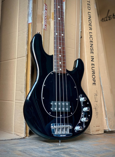 Musicman Stingray Impecable Estado Maple Flameado - Fender 