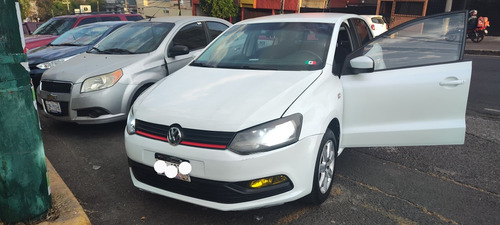 Volkswagen Polo 2015 1.6 At