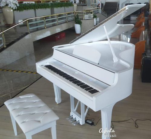 Piano Yamaha Eletrônico Com Cauda Branco Brilho E Banqueta