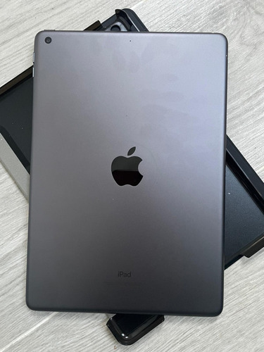 iPad 9 Generacion Color Gris Espacial  De 64 Gb