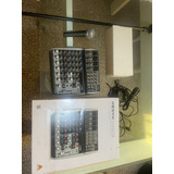 Consola Mezcladora Xenyx Q1202ubs