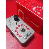 Pedal De Bajo Bass Balls Electro Harmonix Nano Permuto