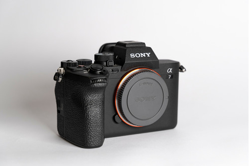 Camara Sony A7iv Full Frame (solo Cuerpo)