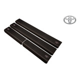 Cubre Zocalos Carbono Toyota Nueva Hilux Logo Resinado