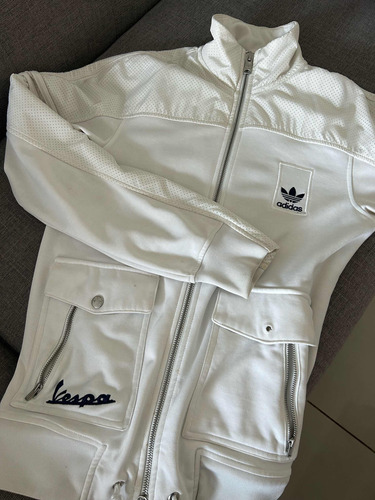 Vespa Campera , Edición Limitada adidas