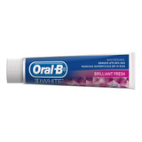 Pasta De Dentes Oral-b 3d White Brilliant Fresh  Em Creme Pacote X 3 70 G