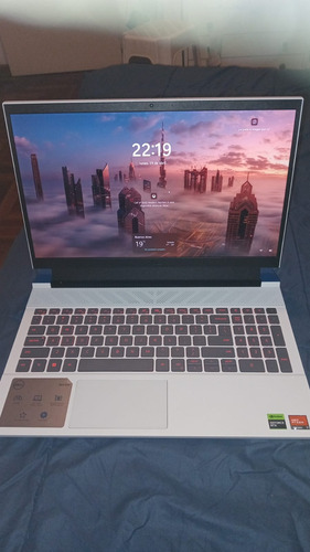 Notebook Gamer Dell Rizen 7700