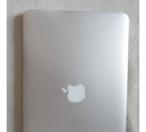 Apple Macbook A1465 2015 128 Gb 8 Ram